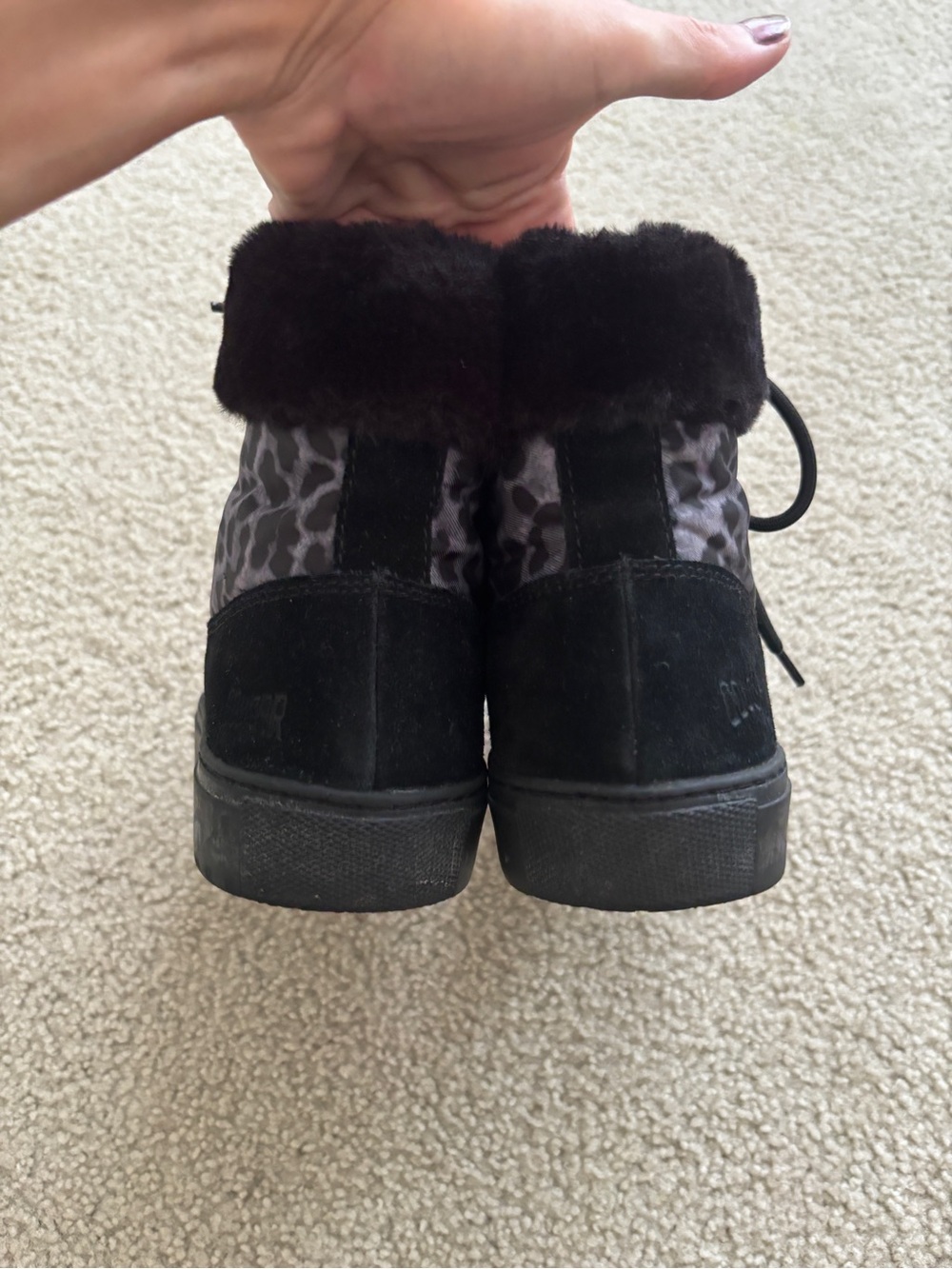 Women's Black Ankle Boots - Picture 4 of 9